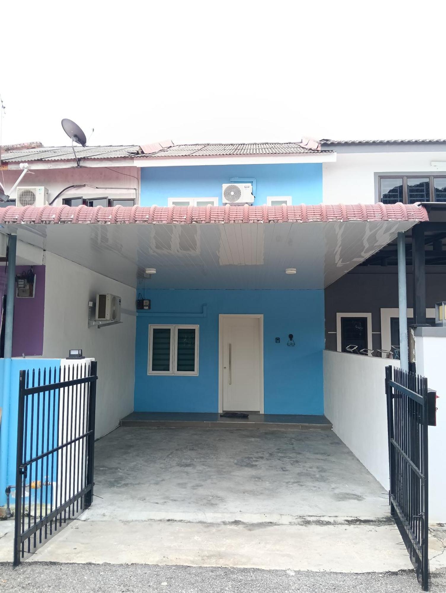 H62 Rumah percutian *